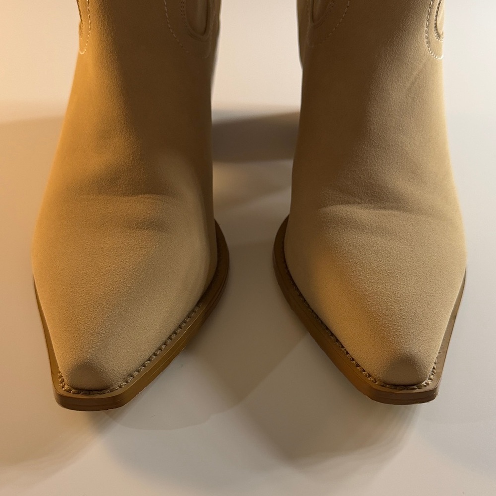 Women's Tan Western Boots - Picture 3 of 5